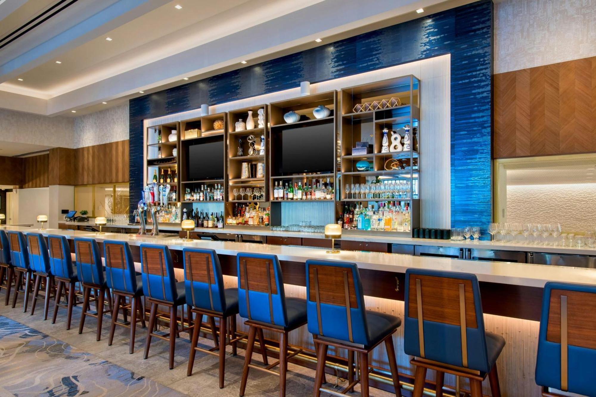 Westchester Marriott Таритаун Екстериор снимка